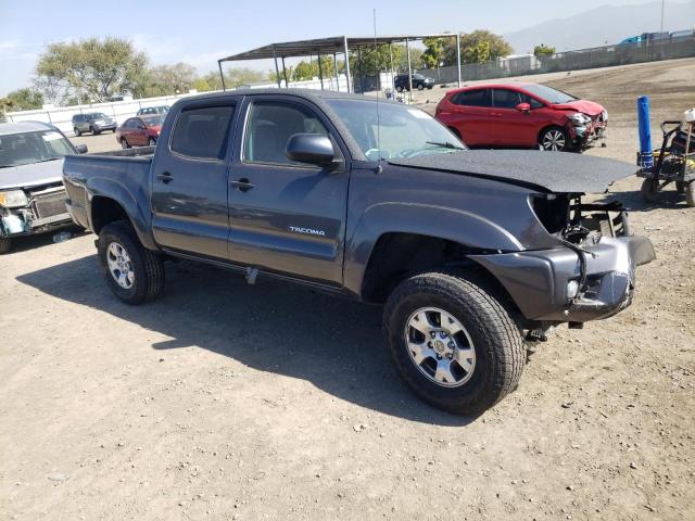 3TMJU4GN1DM151269 - 2013 TOYOTA TACOMA DOUBLE CAB PRERUNNER GRAY photo 4