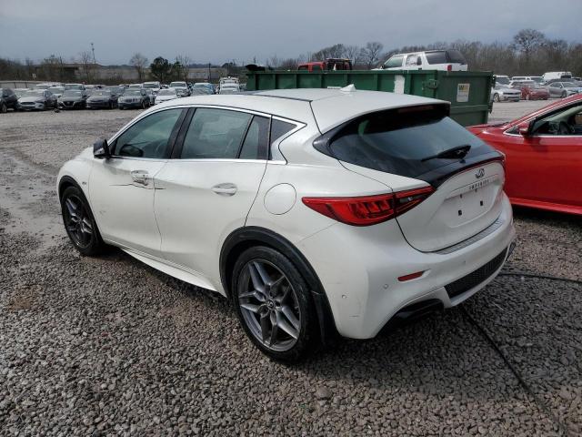 SJKCH5CP1JA059434 - 2018 INFINITI QX30 BASE Weiß Foto 2