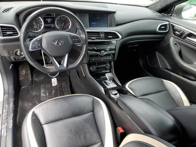 SJKCH5CP1JA059434 - 2018 INFINITI QX30 BASE Weiß Foto 8