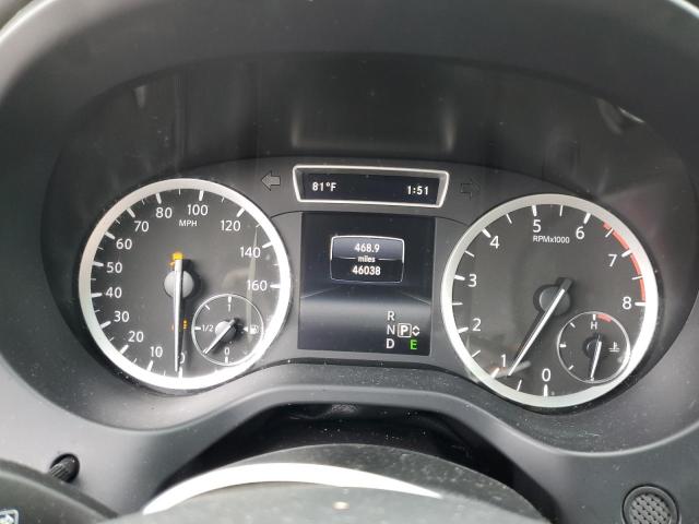 SJKCH5CP1JA059434 - 2018 INFINITI QX30 BASE Weiß Foto 9