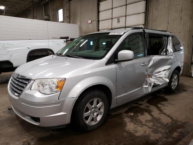 2A4RR5D10AR137034 - 2010 CHRYSLER TOWN & COU TOURING 银色 照片 1