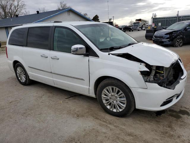 2C4RC1JG9GR246724 - 2016 CHRYSLER TOWN & COU LIMITED WHITE photo 4