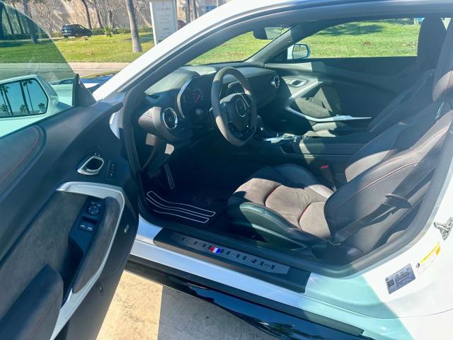 1G1FK1R62P0102856 - 2023 CHEVROLET CAMARO ZL1 白色 照片 9