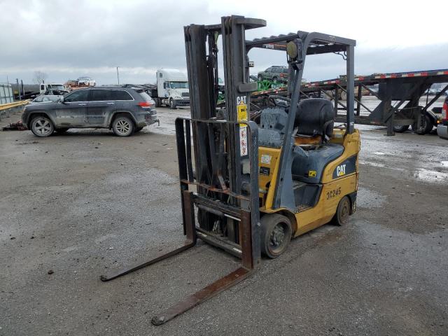 AT81F20304 - 2009 CATERPILLAR FORKLIFT YELLOW photo 2