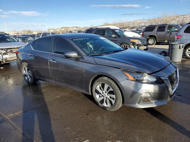 1N4BL4BV1NN317589 - 2022 NISSAN ALTIMA S GRAY photo 4