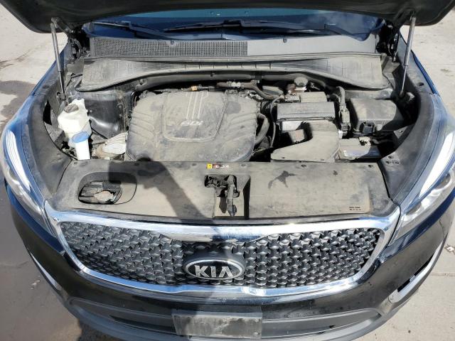 5XYPGDA54JG365644 - 2018 KIA SORENTO LX BLACK photo 12