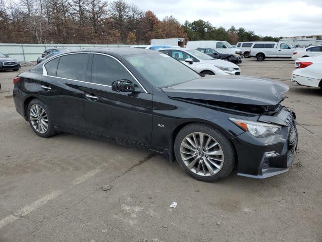 JN1EV7AP7JM358088 - 2018 INFINITI Q50 LUXE BLACK photo 4