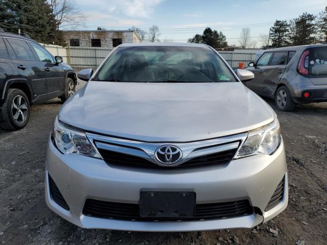 4T4BF1FK6ER426041 - 2014 TOYOTA CAMRY L SILVER photo 5