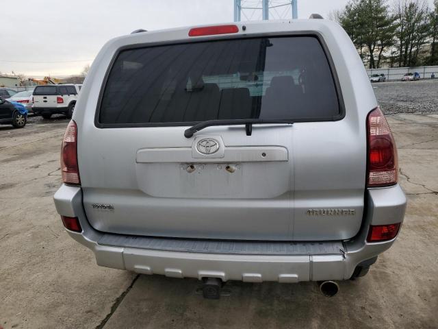 JTEBU14R440040773 - 2004 TOYOTA 4RUNNER SR5 SILVER photo 6