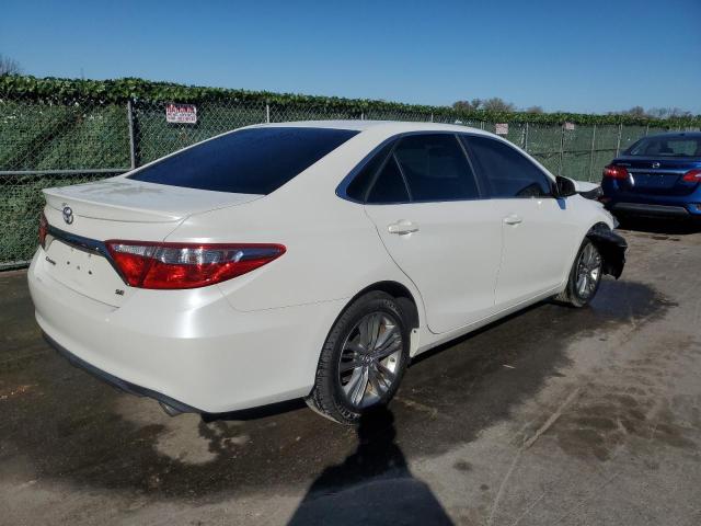 4T1BF1FK9GU263902 - 2016 TOYOTA CAMRY LE WHITE photo 3