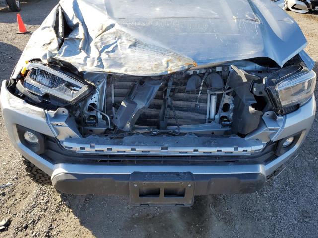 3TYCZ5AN8NT094681 - 2022 TOYOTA TACOMA DOUBLE CAB SILVER photo 11