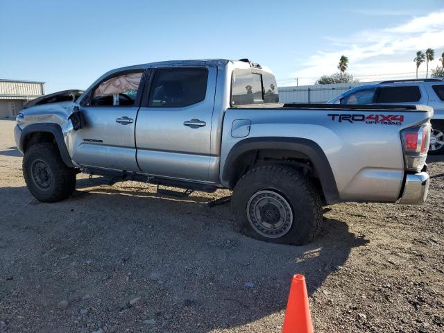 3TYCZ5AN8NT094681 - 2022 TOYOTA TACOMA DOUBLE CAB SILVER photo 2