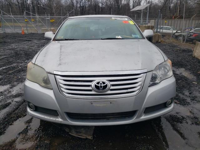 4T1BK36B38U285340 - 2008 TOYOTA AVALON XL GRAY photo 5