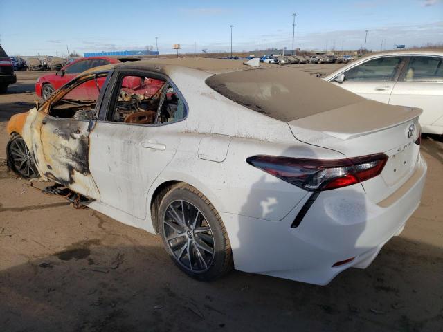 4T1G11AK4NU005084 - 2022 TOYOTA CAMRY SE WHITE photo 2