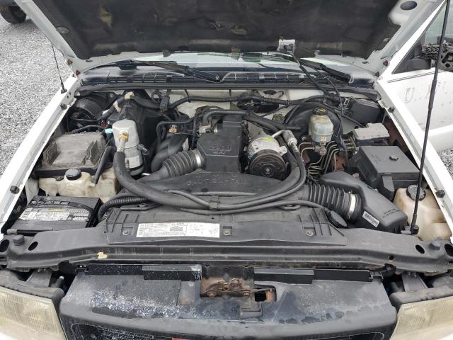 1GTCS145418107204 - 2001 GMC SONOMA WHITE photo 11