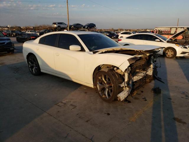 2C3CDXHG8GH163386 - 2016 DODGE CHARGER SXT WHITE photo 4