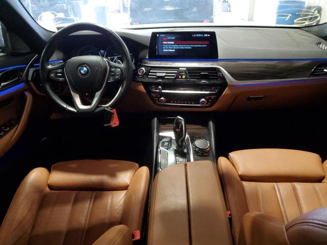 WBAJE7C50JWC55431 - 2018 BMW 540 XI WHITE photo 8