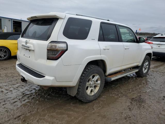 JTEBU5JR2G5315818 - 2016 TOYOTA 4RUNNER SR5/SR5 PREMIUM 白色 照片 3