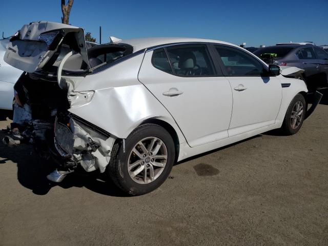 KNAGM4A72B5118219 - 2011 KIA OPTIMA LX WHITE photo 3