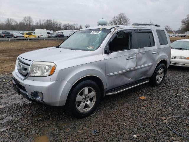 5FNYF4H40AB009672 - 2010 HONDA PILOT EX SILVER photo 1