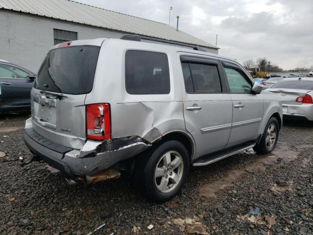 5FNYF4H40AB009672 - 2010 HONDA PILOT EX SILVER photo 3