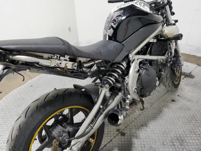 JKAEXEC189DA27436 - 2009 KAWASAKI EX650 C 黑色 照片 12