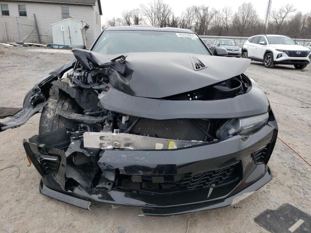 1G1FE1R71J0184330 - 2018 CHEVROLET CAMARO SS BLACK photo 5