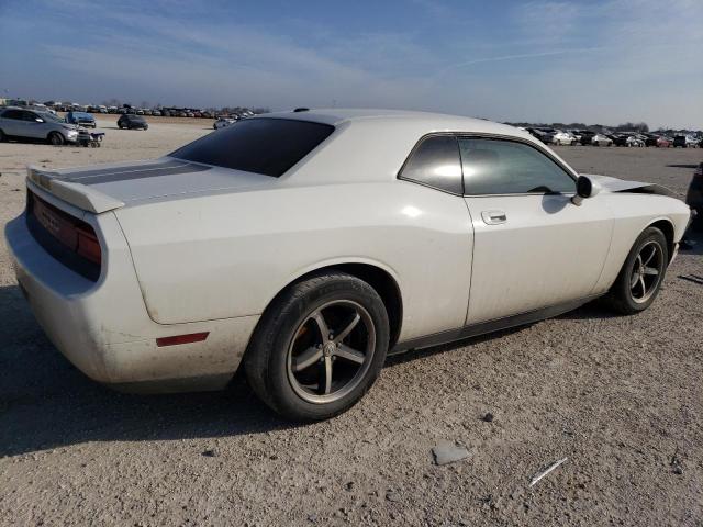 2B3CJ4DV1AH110383 - 2010 DODGE CHALLENGER SE WHITE photo 3