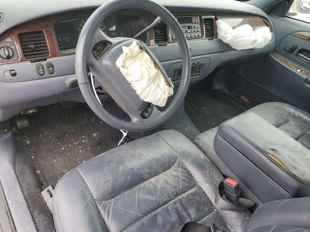 1LNHM81WX1Y661610 - 2001 LINCOLN TOWN CAR EXECUTIVE Weiß Foto 8