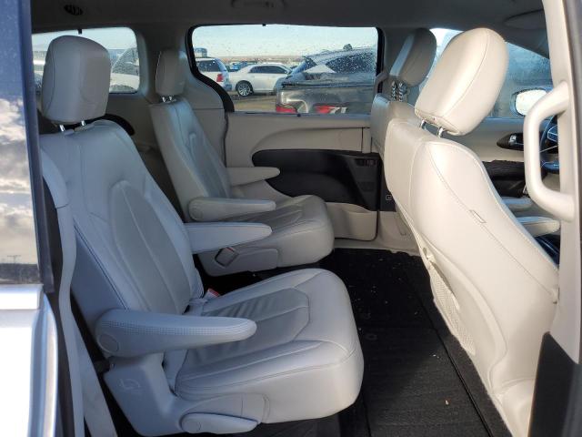 2C4RC1BG4KR577461 - 2019 CHRYSLER PACIFICA TOURING L SILVER photo 11