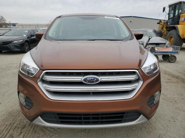 1FMCU0GD9HUC59757 - 2017 FORD ESCAPE SE BROWN photo 5