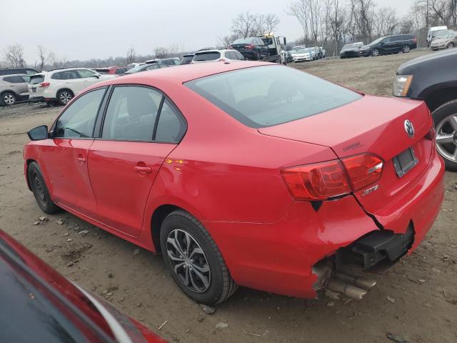 3VW2K7AJXDM370083 - 2013 VOLKSWAGEN JETTA BASE RED photo 2