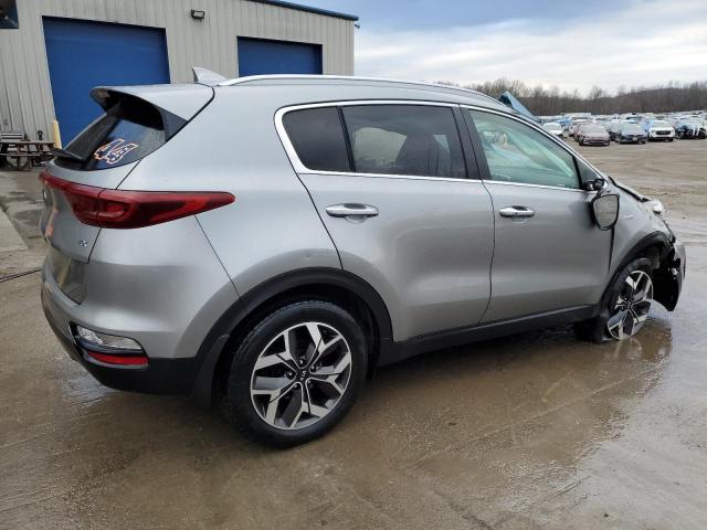 KNDPNCAC1L7717626 - 2020 KIA SPORTAGE EX SILVER photo 3