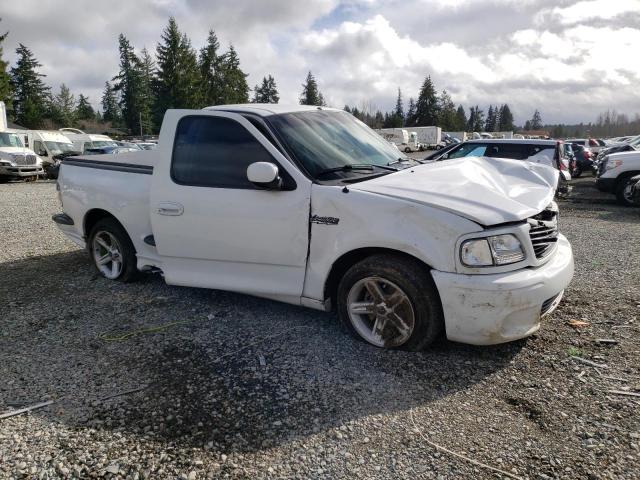 2FTRF07353CA82925 - 2003 FORD F150 SVT LIGHTNING WHITE photo 4