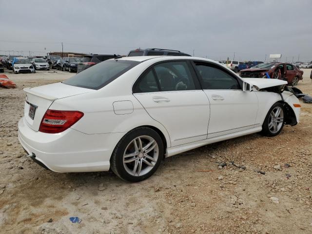 WDDGF4HB1DR273949 - 2013 MERCEDES-BENZ C 250 WHITE photo 3