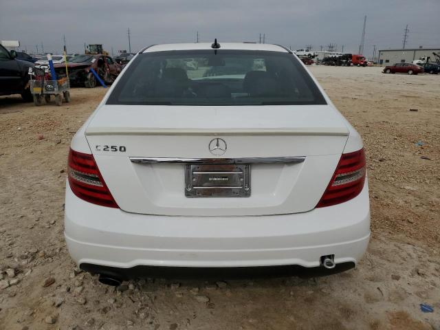 WDDGF4HB1DR273949 - 2013 MERCEDES-BENZ C 250 WHITE photo 6