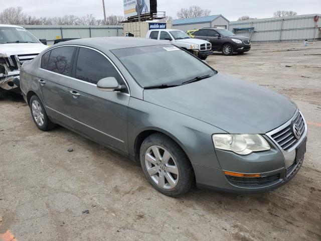 WVWJK73C58E097191 - 2008 VOLKSWAGEN PASSAT TURBO GRAY photo 4