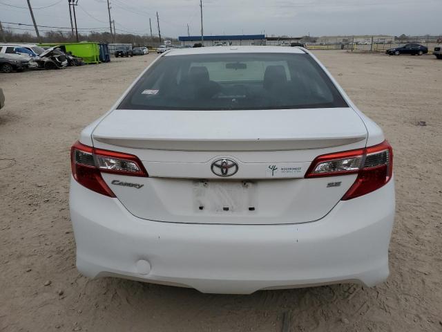 4T1BF1FK6DU709418 - 2013 TOYOTA CAMRY L WHITE photo 6