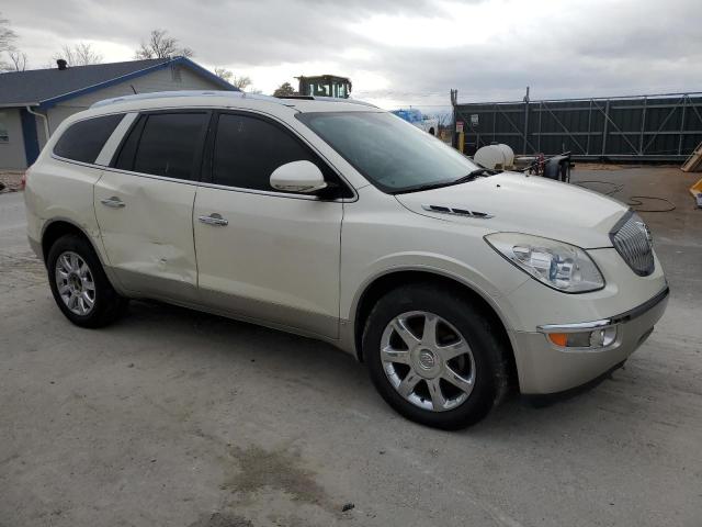 5GALRCED2AJ105717 - 2010 BUICK ENCLAVE CXL WHITE photo 4