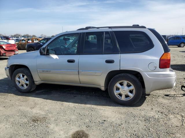 1GKDS13S452389188 - 2005 GMC ENVOY SILVER photo 2