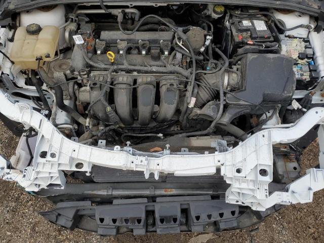 1FADP3K27GL223065 - 2016 FORD FOCUS SE WHITE photo 11