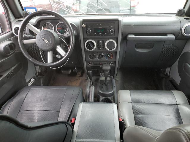 1J4BA5H19AL220540 - 2010 JEEP WRANGLER U SAHARA SILVER photo 8