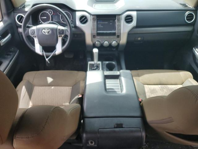 5TFRM5F17HX119188 - 2017 TOYOTA TUNDRA DOUBLE CAB SR/SR5 WHITE photo 8