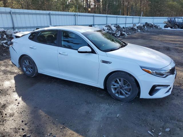 5XXGT4L37KG370852 - 2019 KIA OPTIMA LX WHITE photo 4