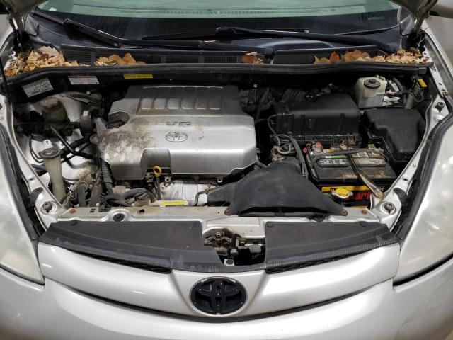 5TDZK22C78S196208 - 2008 TOYOTA SIENNA XLE SILVER photo 12