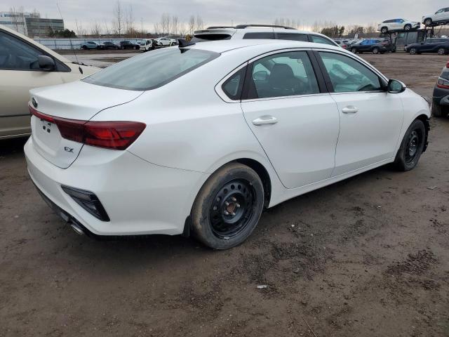 3KPF54AD2ME346150 - 2021 KIA FORTE EX WHITE photo 3