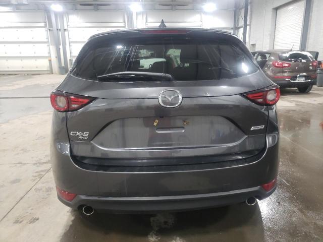 JM3KFBDM5J0405831 - 2018 MAZDA CX-5 GRAND TOURING GRAY photo 6