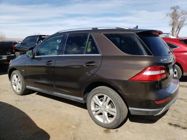 4JGDA5HB0CA002083 - 2012 MERCEDES-BENZ ML 350 4MATIC BROWN photo 2