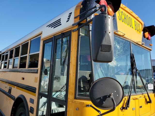 4DRBWAAR97A428904 - 2007 IC CORPORATION 3000 YELLOW photo 9