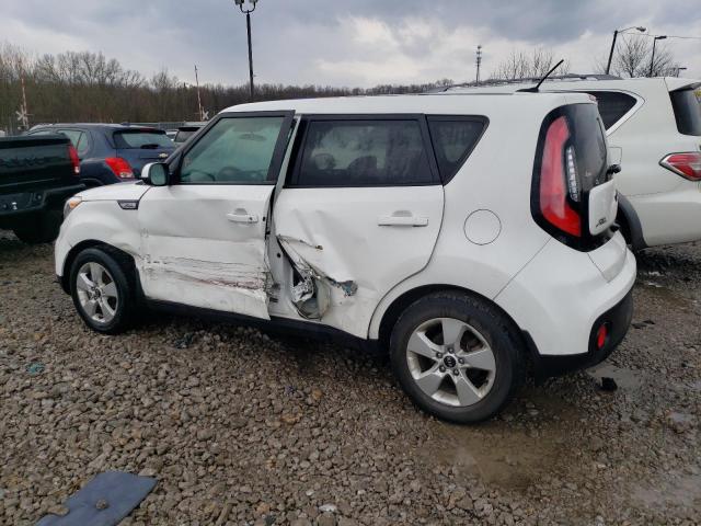 KNDJN2A26K7915124 - 2019 KIA SOUL WHITE photo 2